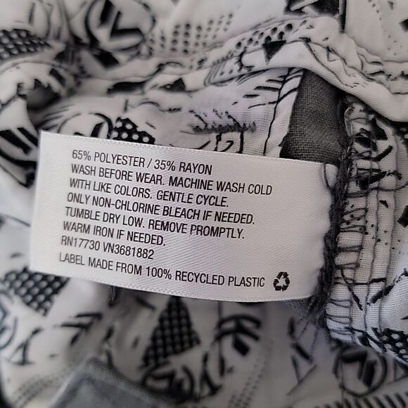 Shaun White Youth Gray Shorts ADJUSTABLE WAIST Size Large - Picture 7 of 9